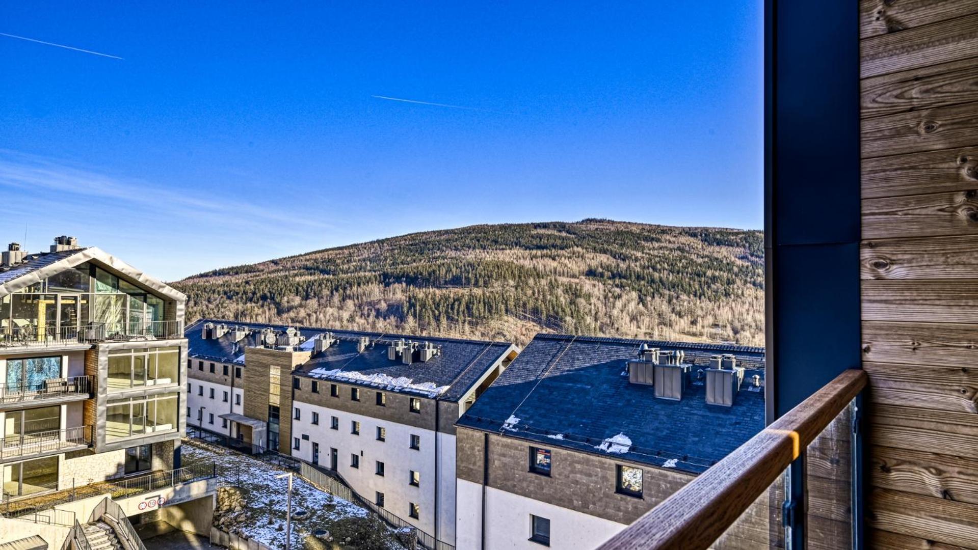 Apartamenty Izerski Resort - Sky Walk By Royal Aparts Swieradow-Zdroj Exterior photo